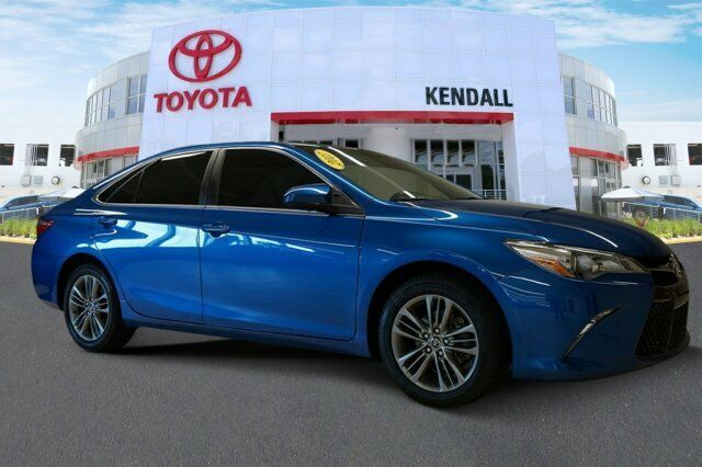 Toyota Camry 2017 image number 0