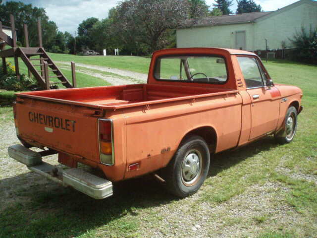 Chevrolet Chevy 1977 image number 4