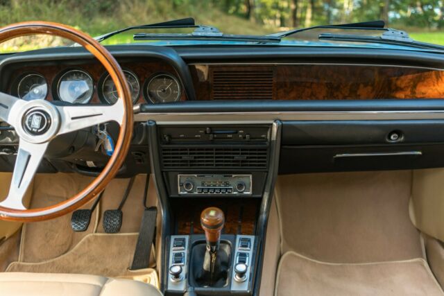 BMW 3.0CSi 1974 image number 10