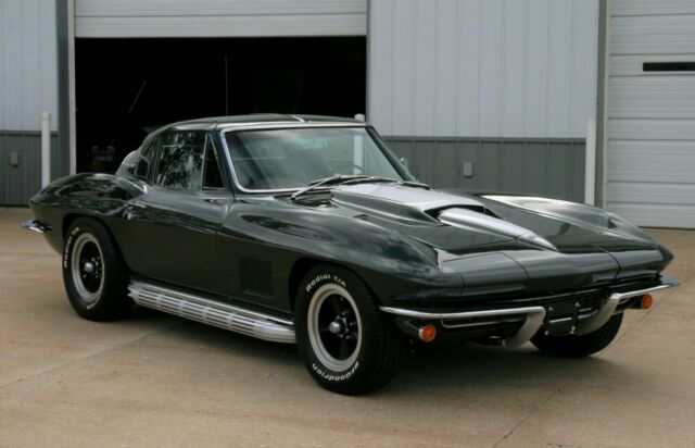 Chevrolet Corvette 1967 image number 27