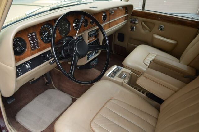 Rolls-Royce Silver Shadow 1979 image number 37