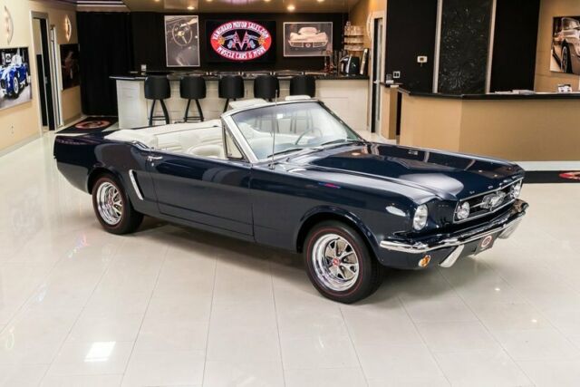 Ford Mustang 1965 image number 10