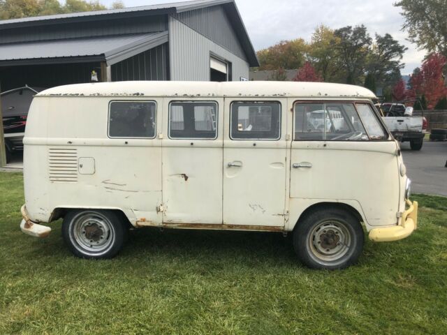 Volkswagen Bus/Vanagon 1966 image number 1