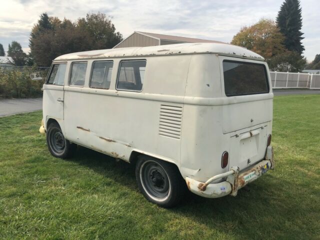 Volkswagen Bus/Vanagon 1966 image number 15