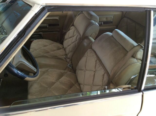 Buick Electra 1975 image number 4