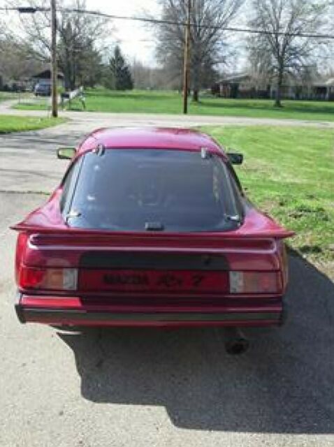 Mazda RX-7 1979 image number 10