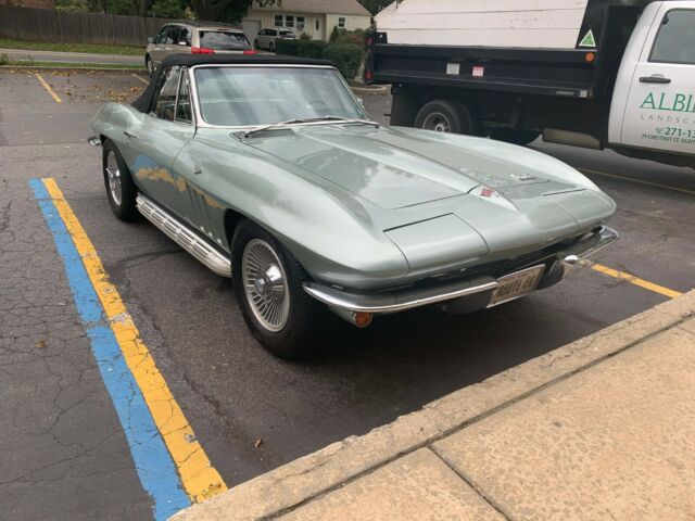 Chevrolet Corvette 1966 image number 0