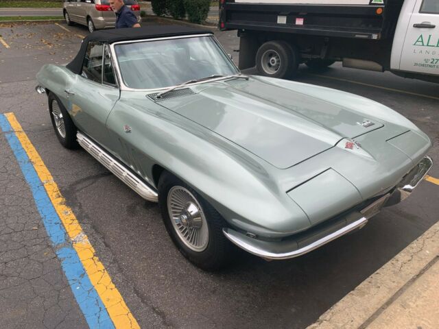 Chevrolet Corvette 1966 image number 29