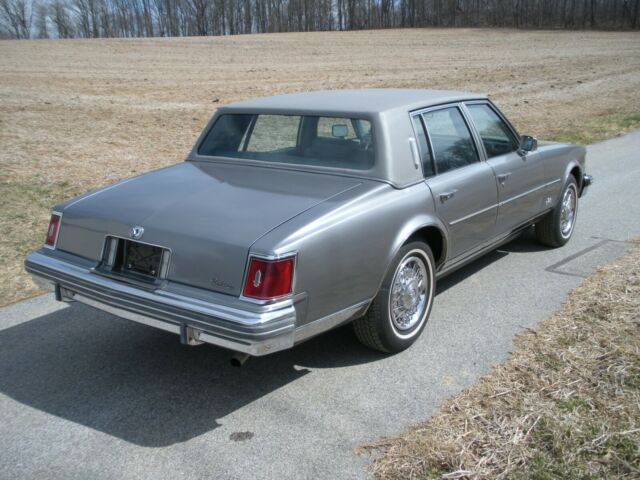 Cadillac Seville 1979 image number 2