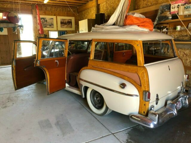 Chrysler Royal Town and Country 4 Door Station Wagon WOODY 1950 image number 21