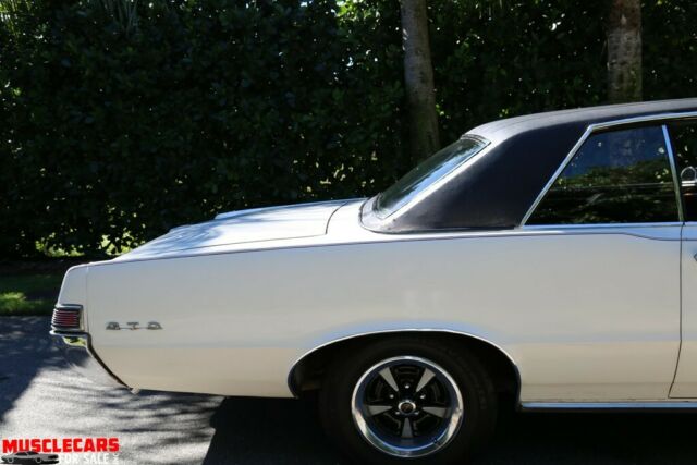 Pontiac GTO 1965 image number 22