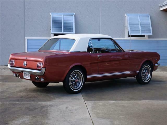 Ford Mustang 1966 image number 2