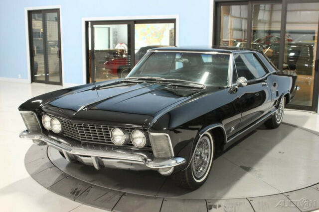 Buick Riviera 1963 image number 31