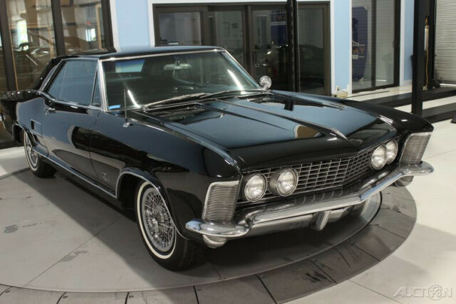 Buick Riviera 1963 image number 33