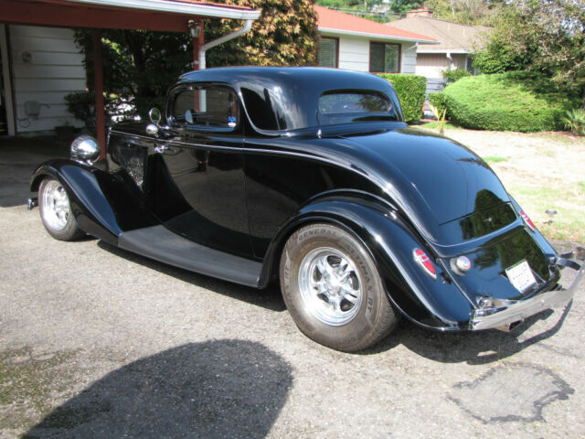 Ford Three Window Coupe 1934 image number 25