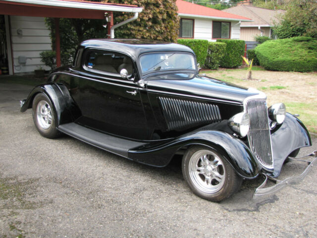 Ford Three Window Coupe 1934 image number 8