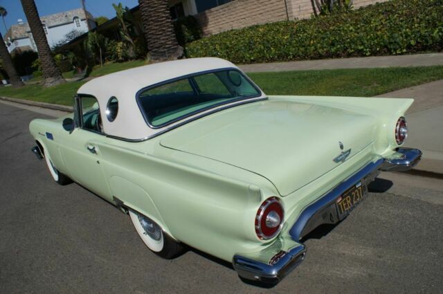 Ford Thunderbird 1957 image number 25