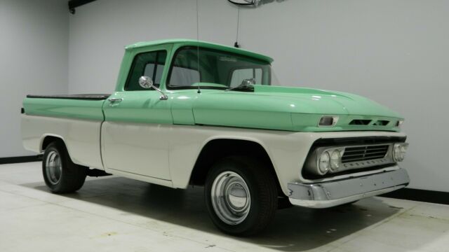 GMC Truck 1960 image number 12