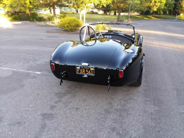 Shelby Cobra 1965 image number 14