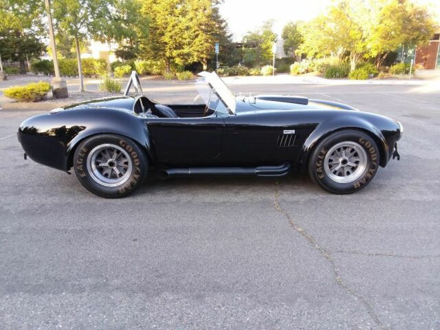 Shelby Cobra 1965 image number 15