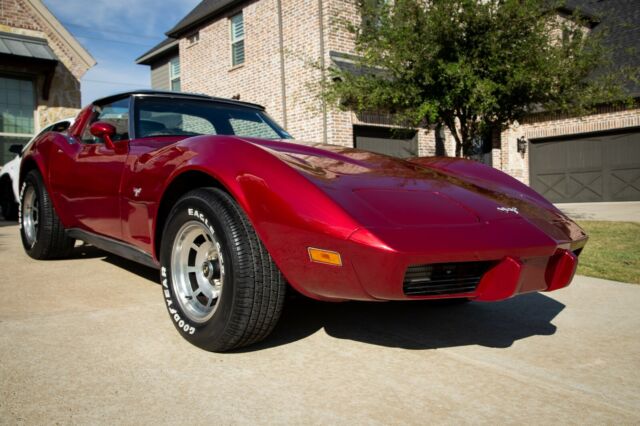 Chevrolet Corvette 1979 image number 24