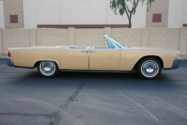 Lincoln Continental 1964 image number 1