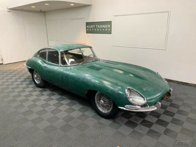 Jaguar E-Type 1962 image number 0