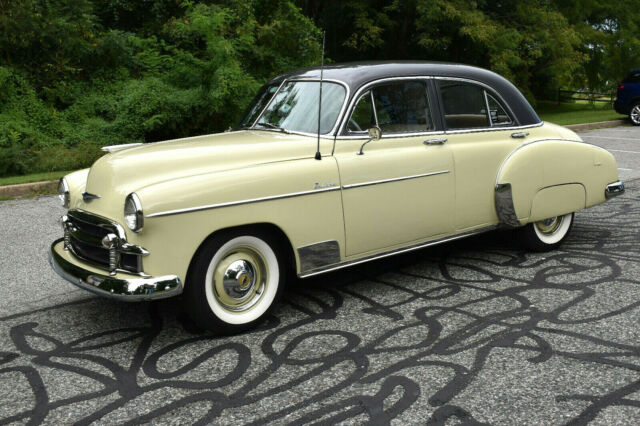 Chevrolet Deluxe 1950 image number 29