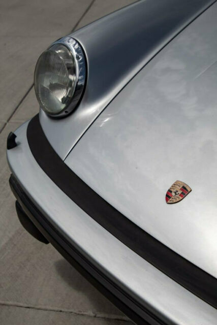 Porsche 911 1977 image number 10