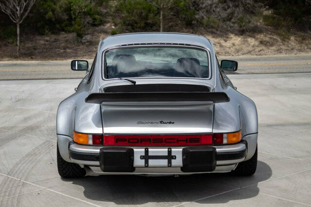 Porsche 911 1977 image number 14