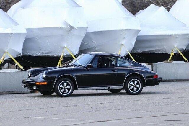 Porsche 911 1976 image number 7