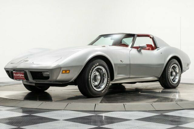 Chevrolet Corvette 1977 image number 27