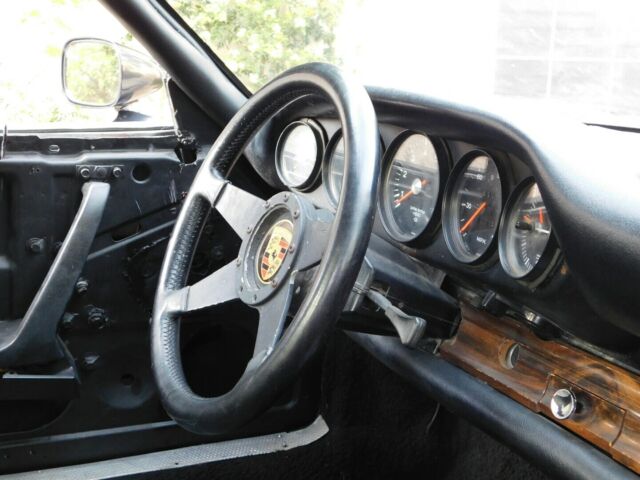 Porsche 911 1965 image number 3