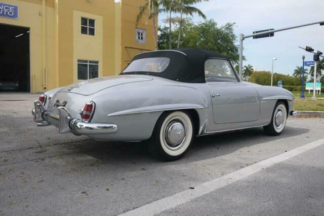 Mercedes-Benz 190-Series 1959 image number 5