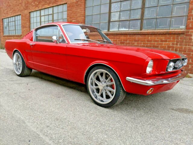 Ford Mustang 1965 image number 1