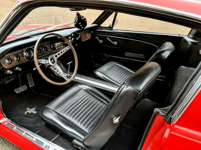 Ford Mustang 1965 image number 31