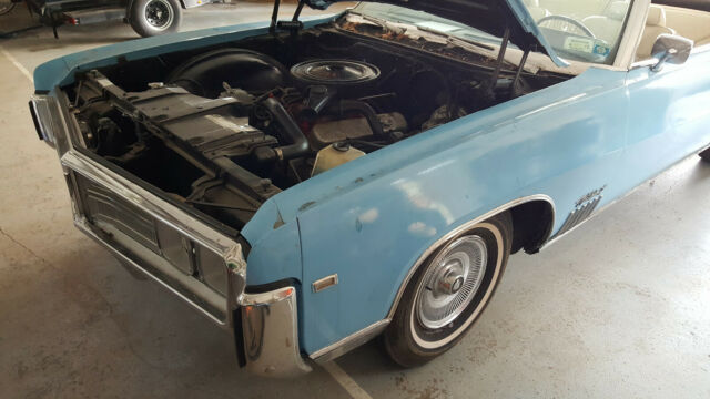 Buick Wildcat 1969 image number 0