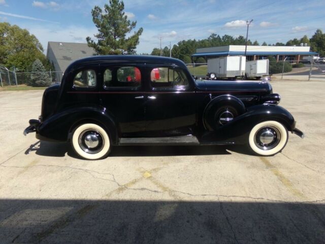 Buick Roadmaster 1936 image number 4