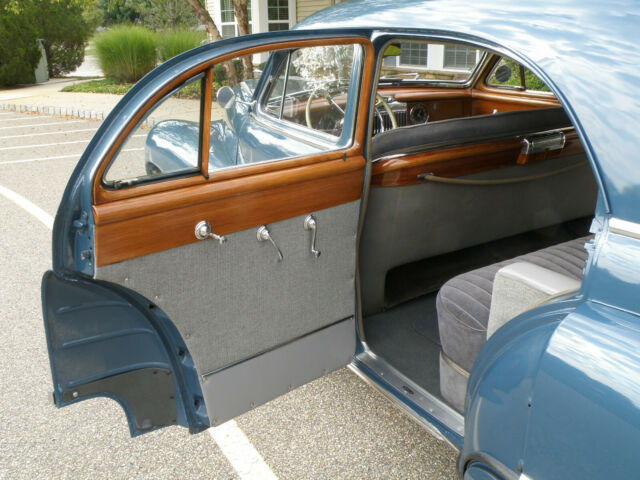 Cadillac Series 62 1947 image number 15