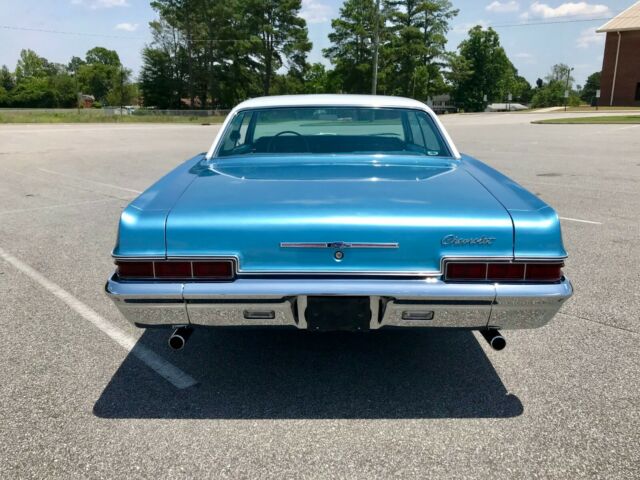 Chevrolet Impala 1966 image number 29