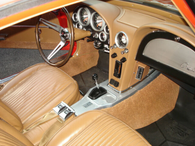 Chevrolet Corvette 1963 image number 28