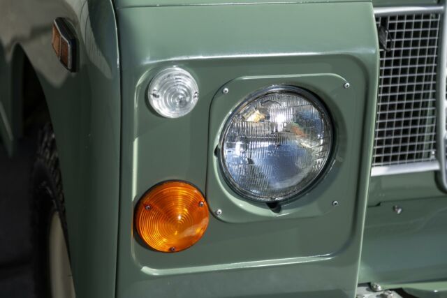 Land Rover Series 3 1972 image number 10