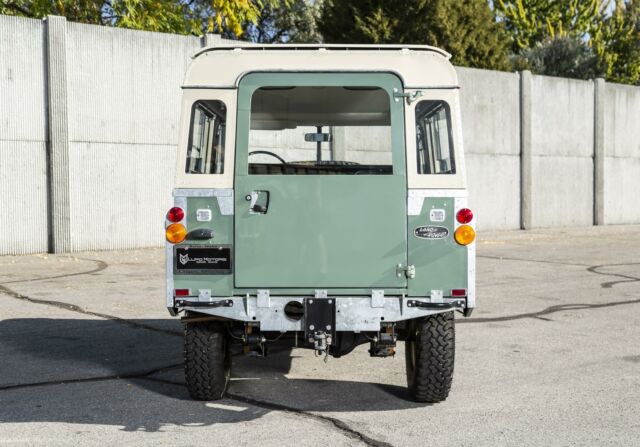 Land Rover Series 3 1972 image number 15