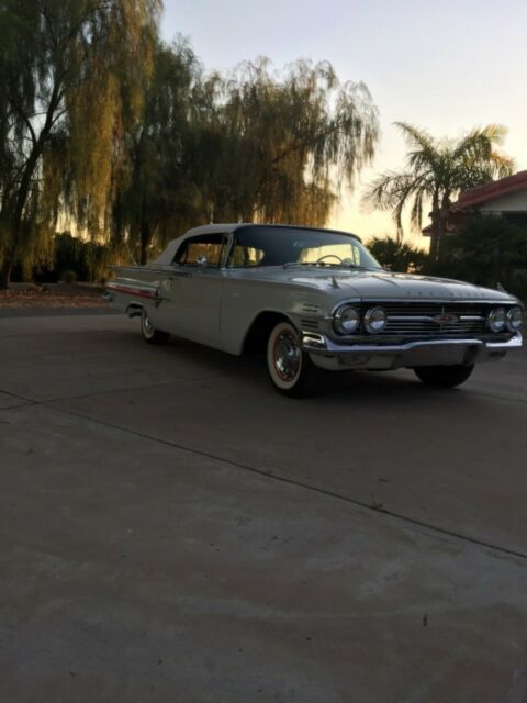 Chevrolet Impala 1960 image number 22