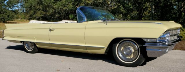 Cadillac Series 62 1962 image number 34