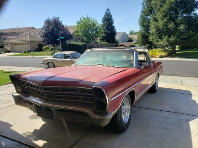 Ford Galaxie 1967 image number 13