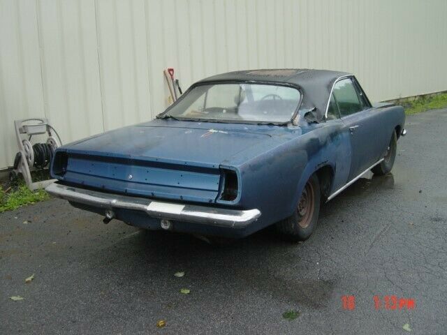 Plymouth Barracuda 1967 image number 16