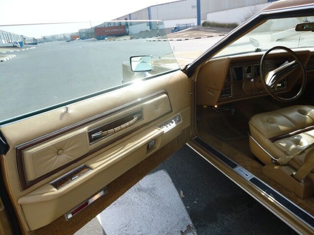 Lincoln Continental 1978 image number 20