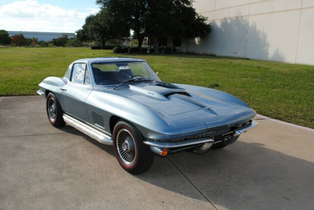 Chevrolet Corvette 1967 image number 2