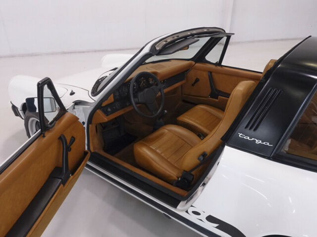 Porsche 911 1975 image number 5